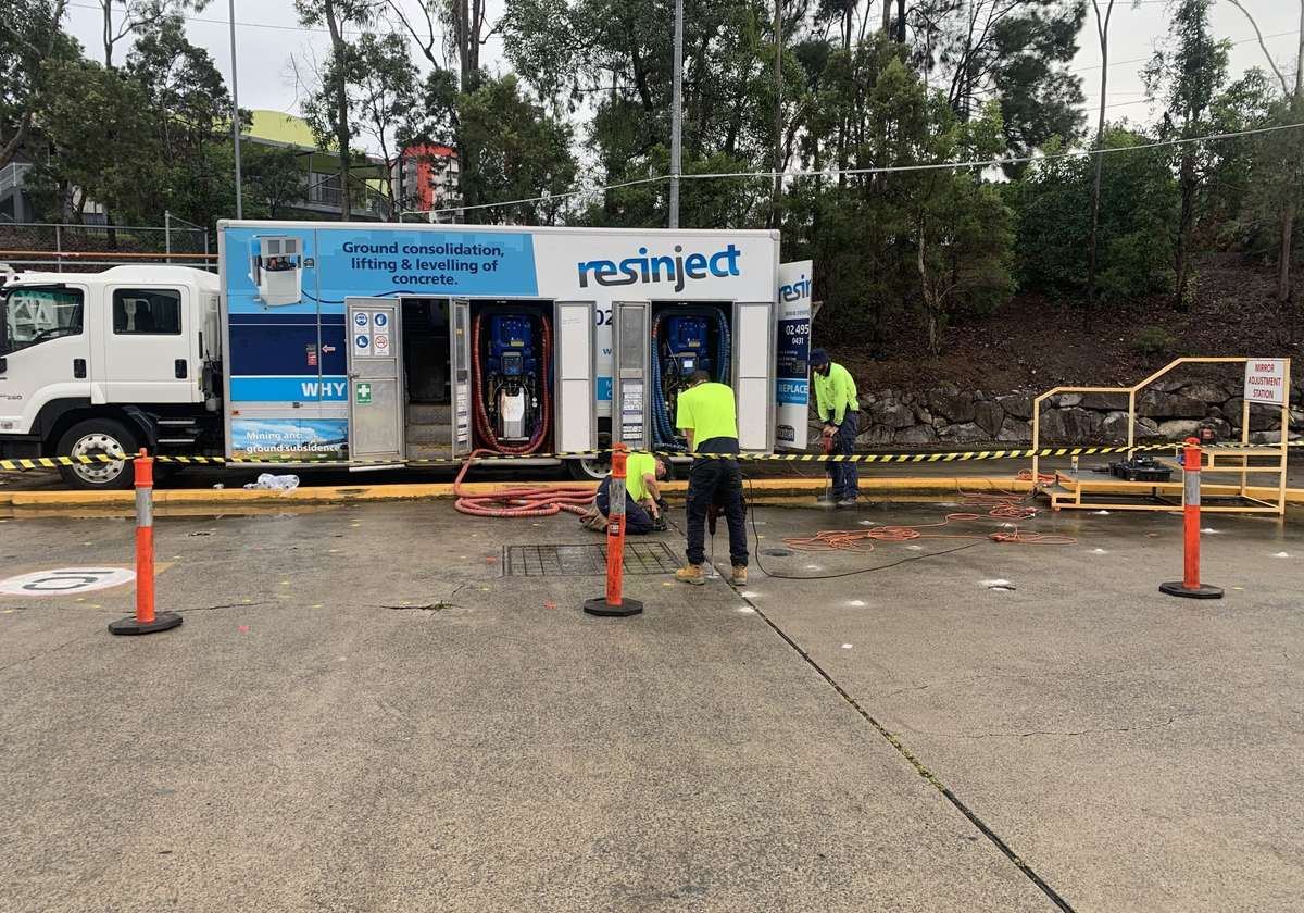 Resinject rig on a commercial site